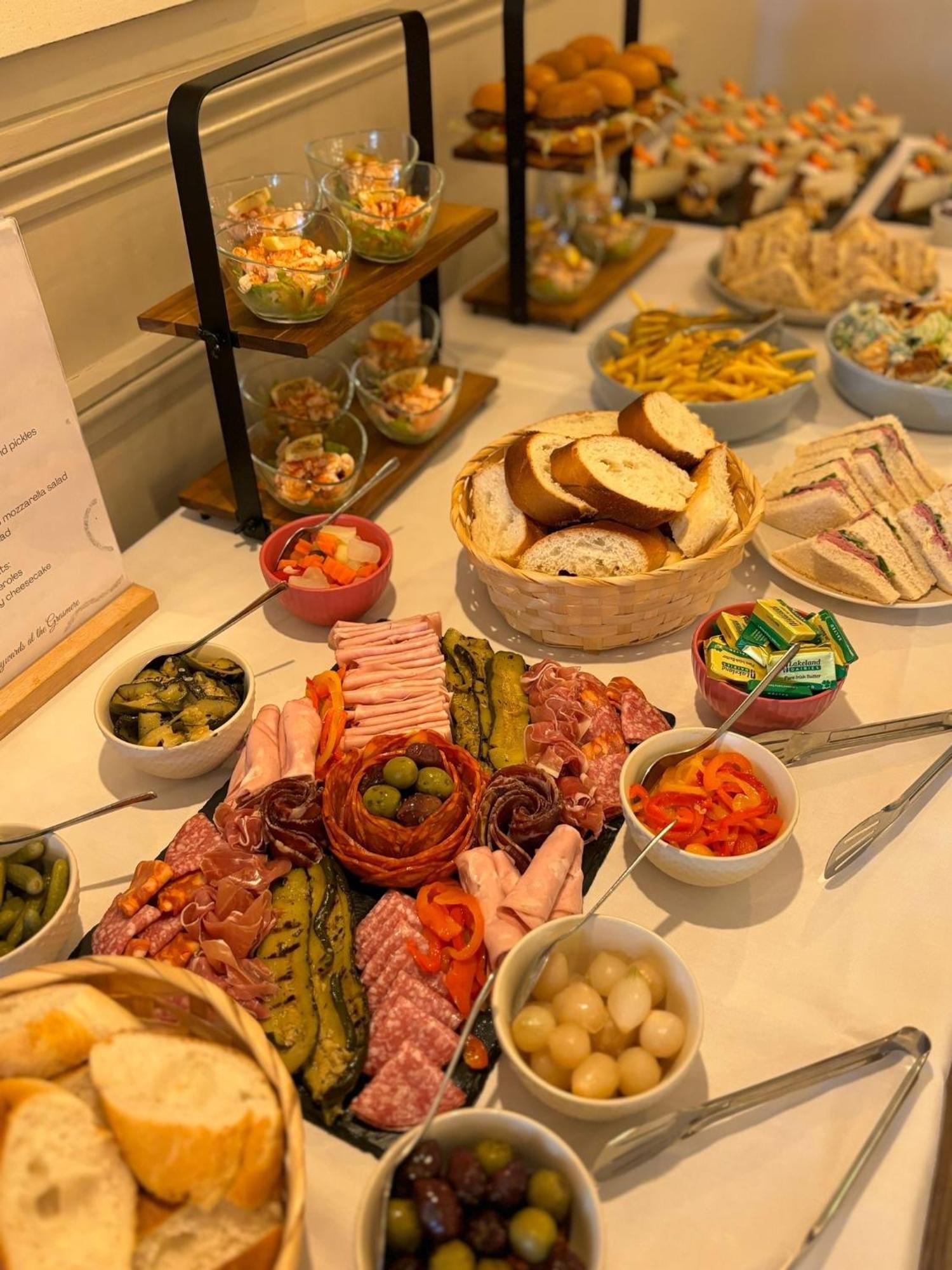 Hayward'S At The Grasmere كينشام المظهر الخارجي الصورة